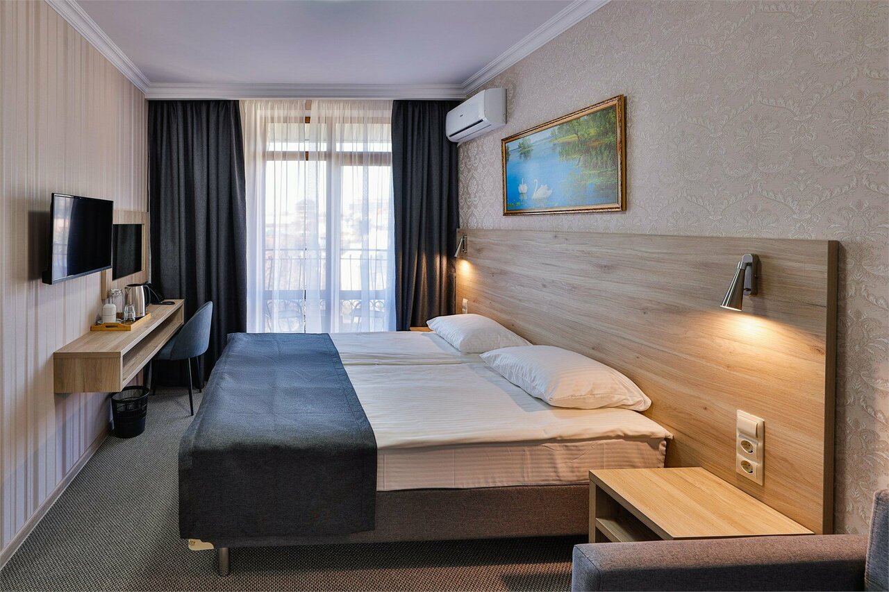 Гостиница Версаль Геленджик